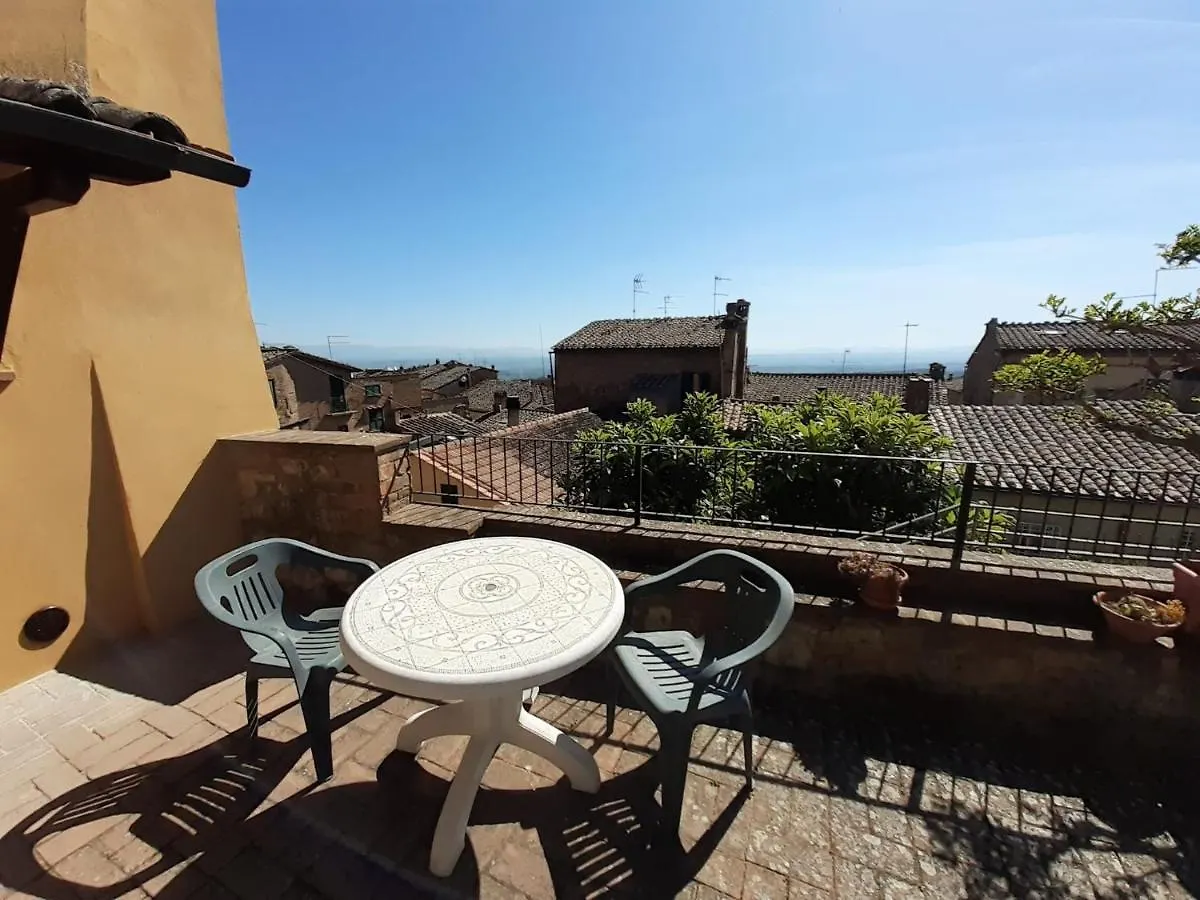 La Spiaggina - Apartment With Patio Near Piazza Grande Montepulciano